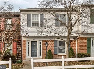 820 Allenview Dr, Mechanicsburg, PA 17055