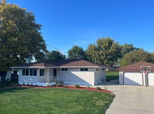 107 Maiden St, Center Point, IA 52213