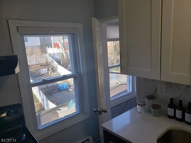 187 Milford Ave #3 — Photo 36