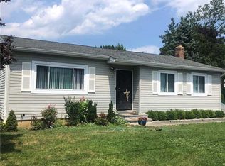 5 Schenectady Ave, West Babylon, NY 11704