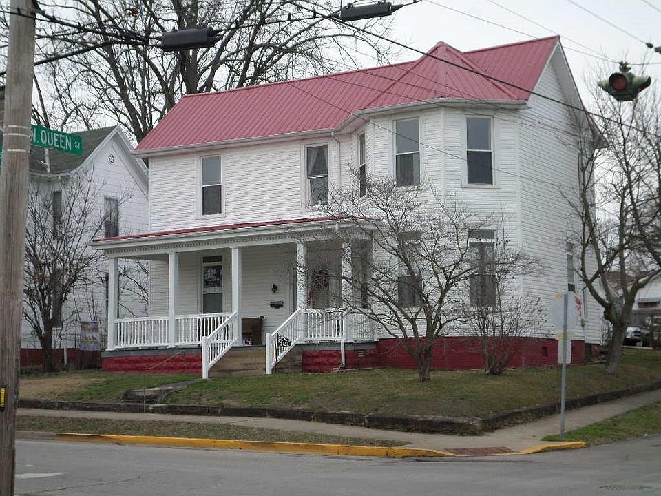 1st image of 121 E High St