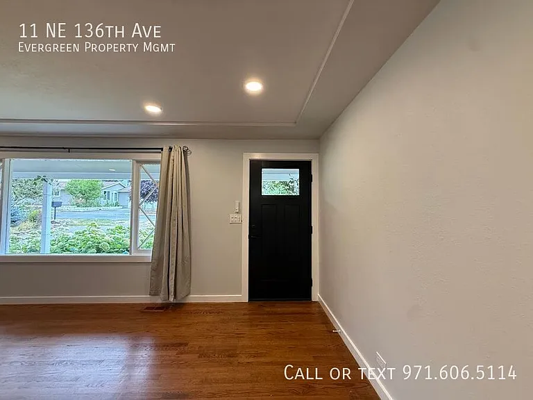 11 NE 136th Ave — Photo 4