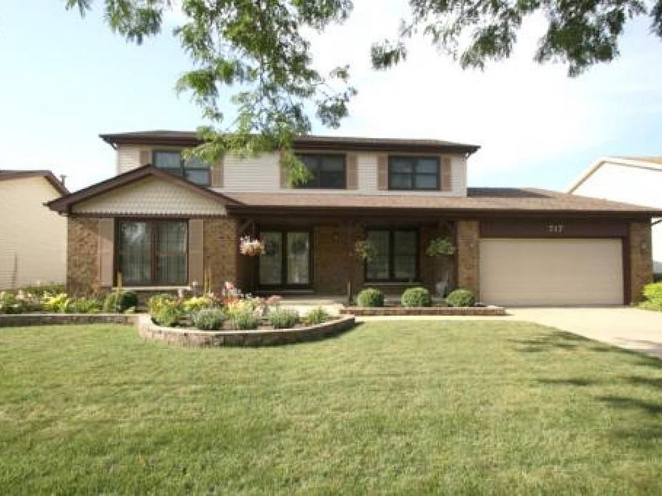 1st image of 717 Stratford Dr