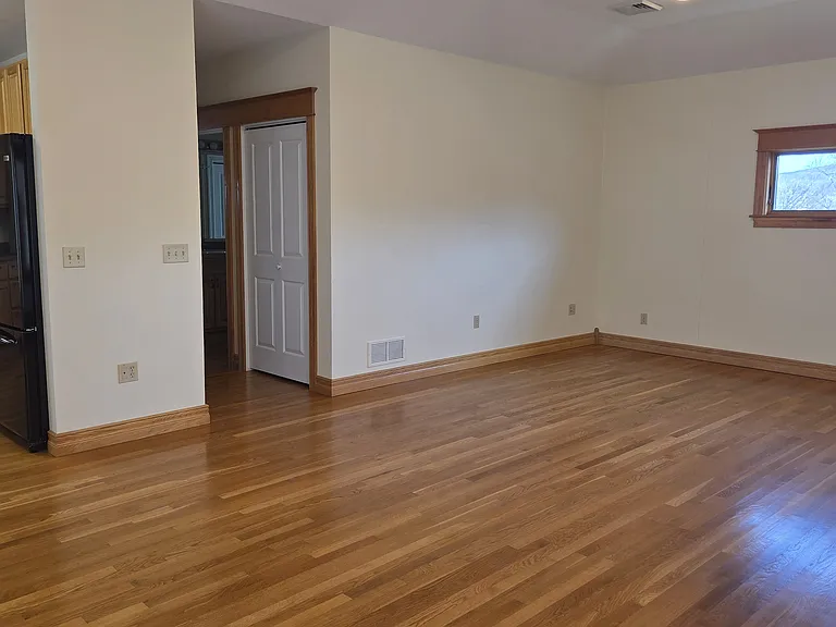 559 Minor St #1 — Photo 11
