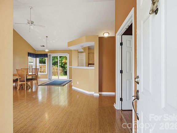 3rd image of 7614 Trotter Rd