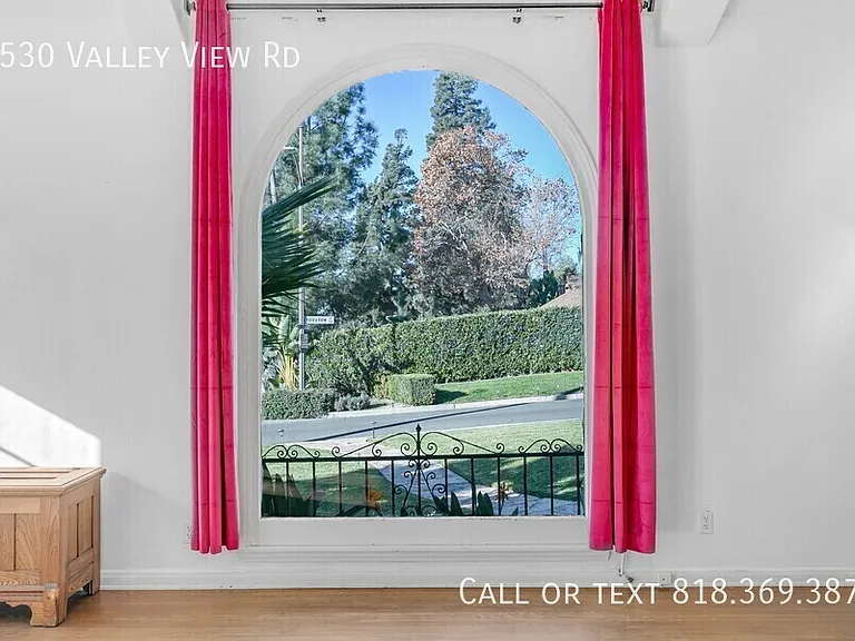 1530 Valley View Rd — Photo 11