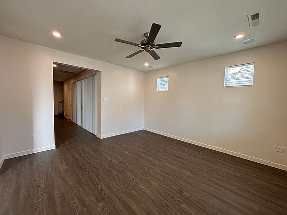 5th image of 5696 S Garnet Dr