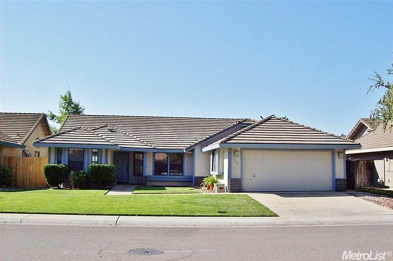 1st image of 654 Pestana Dr