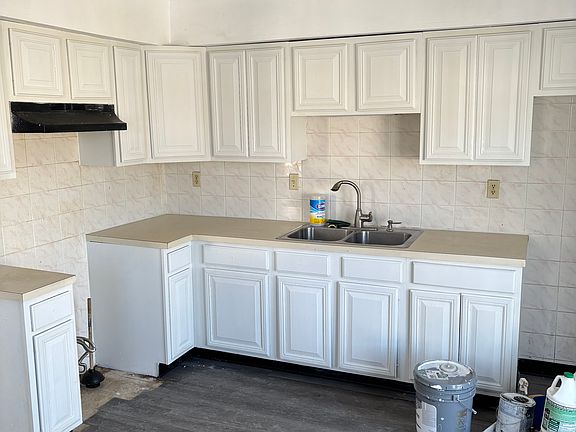 2nd image of 616 Taylor Ave