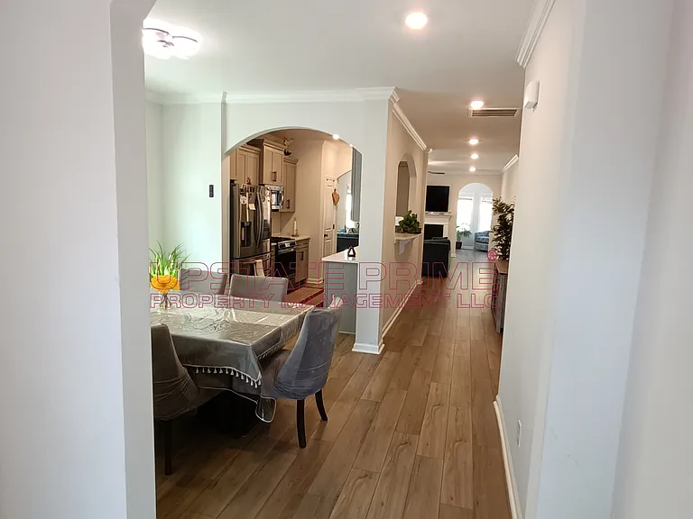 19 Tansey Ct — Photo 4