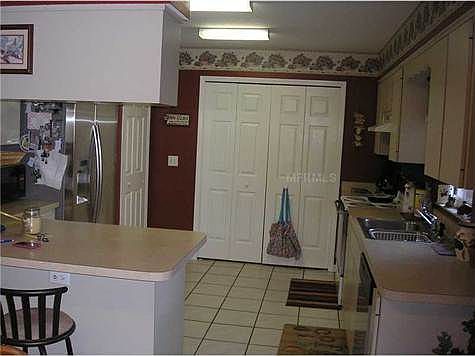 5th image of 40330 W 4th Ave