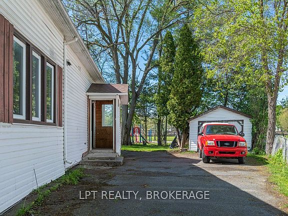 4th image of 4069 Bath Rd