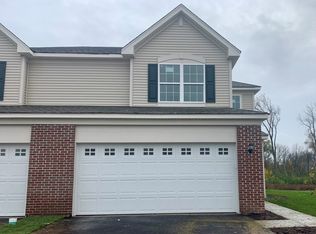 8538 Stillwater Rd, Wonder Lake, IL 60097