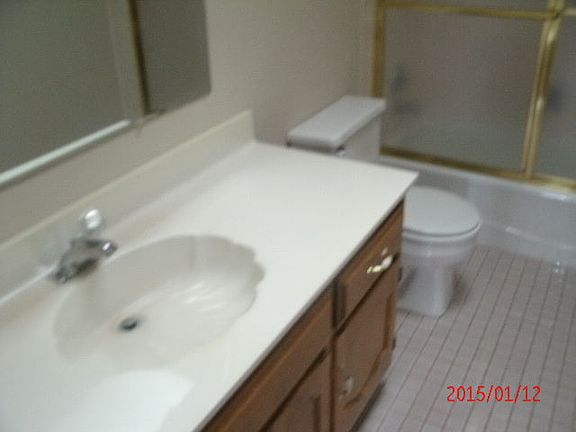 5th image of 10801 Long Ave