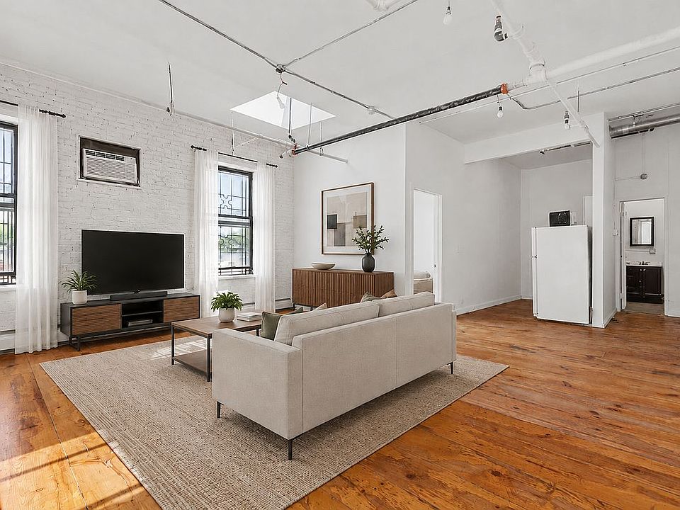 1st image of 19 Thames St
