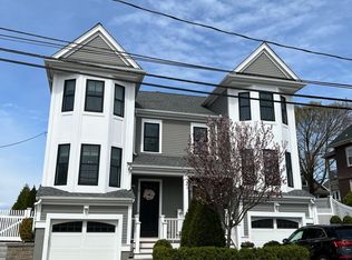 6 S Crescent Circuit, Brighton, MA 02135