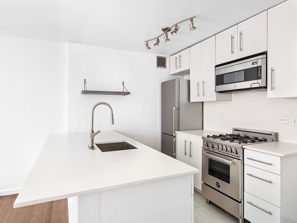 1st image of 445 W 19th St APT 6E