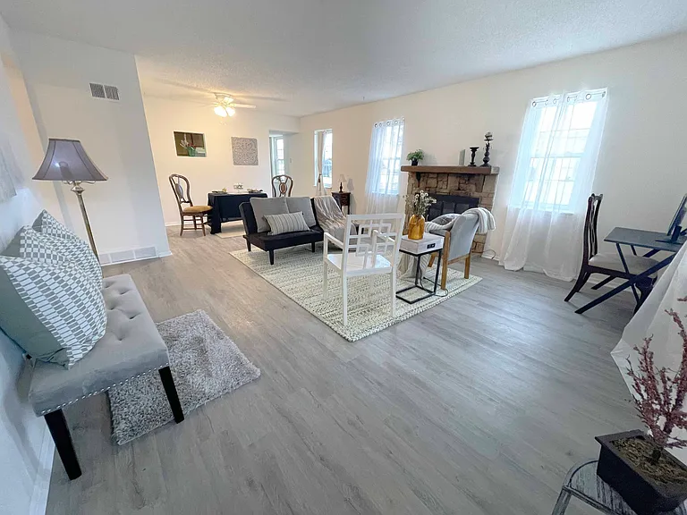 11004 NW Player Dr — Photo 16