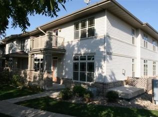 8246 Starr Grass Dr, Madison, WI 53719