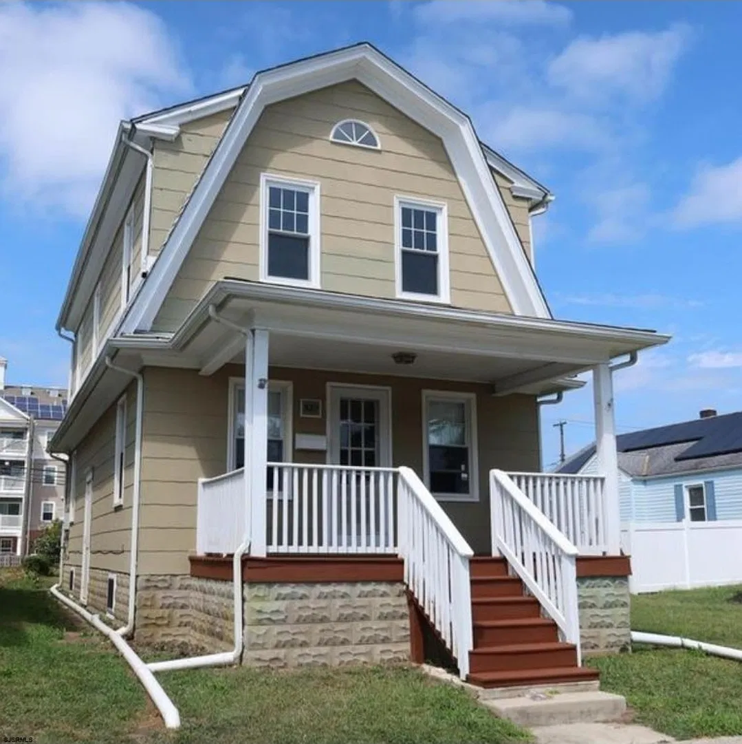 527 Cincinnati Ave — Photo 1