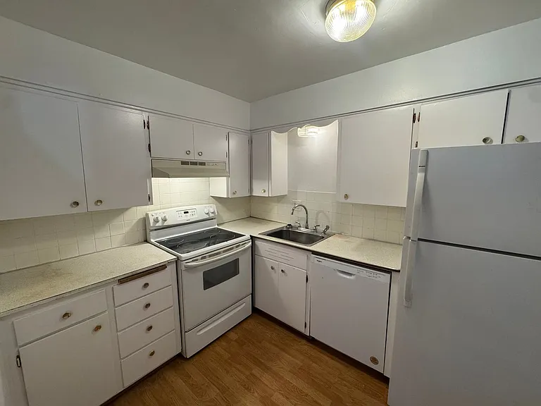 Cedar Terrace Apartments! — Photo 3