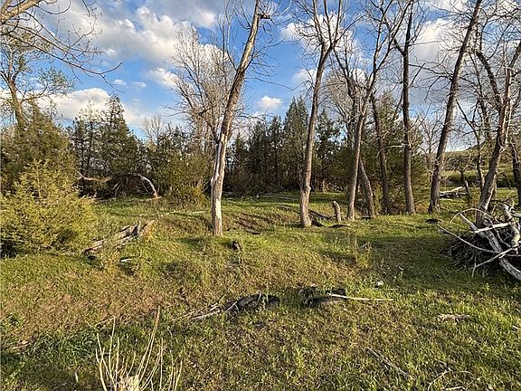 3rd image of 0 Blue Creek Rd