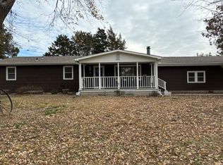 2370 Granite Rd, Solomon, KS 67480