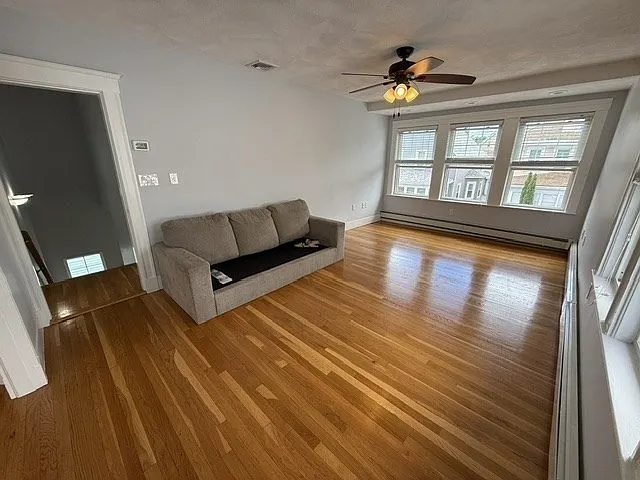 91 2nd St #2 — Photo 3