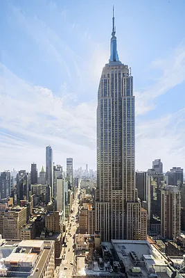 Rented by Douglas Elliman | media 16