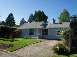 631 NW 10th St, McMinnville, OR 97128