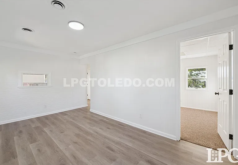 4013 Caroline Ave — Photo 15