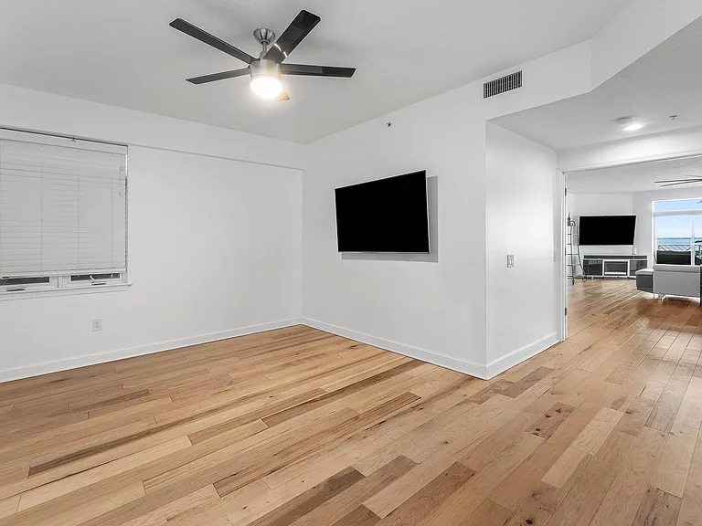 309 E Ocean Ave #103 — Photo 30