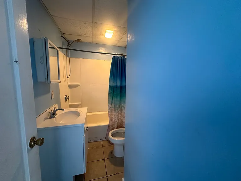 124 Kendall St #2 — Photo 17