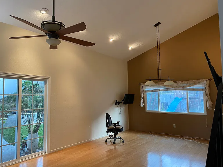 Valle Vista Dr — Photo 9