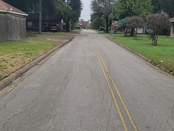 5th image of 107 Southbrook Cir