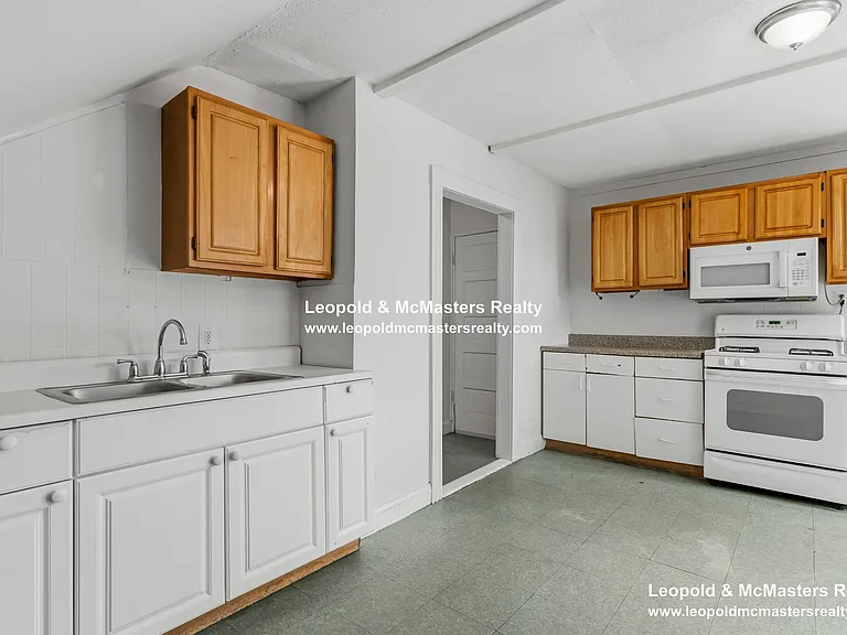 32 Salem St #3 — Photo 2