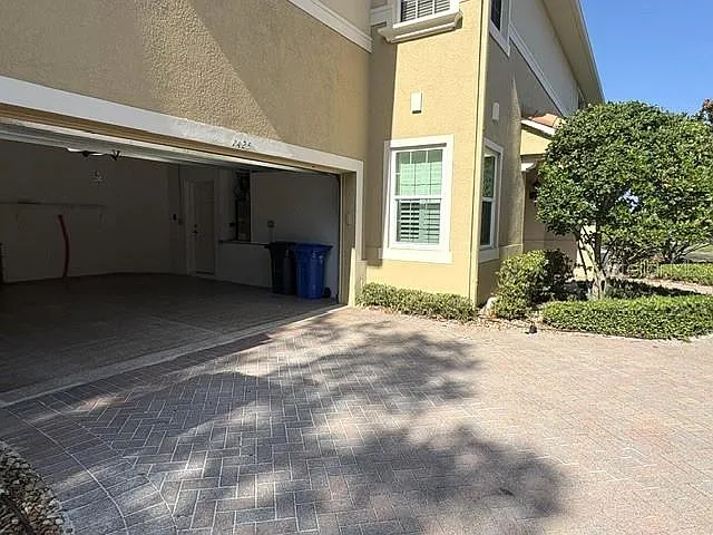 1425 Emerald Dunes Dr #17 — Photo 70