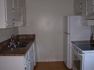 2nd image of 921 Nabors Dr APT 10