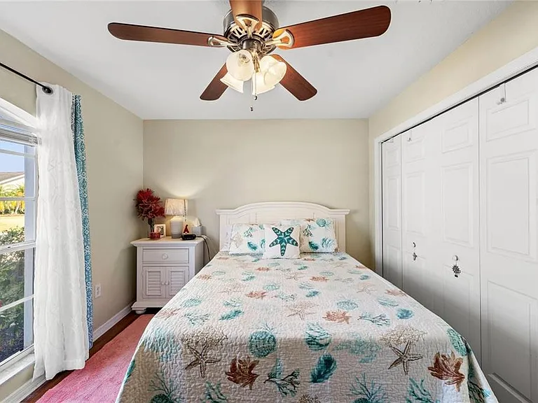 221 Prather Dr — Photo 15