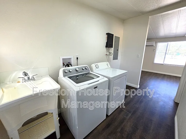 1911 Greta Blvd — Photo 22