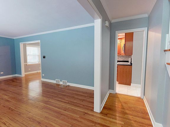 2nd image of 722 S Dunton Ave