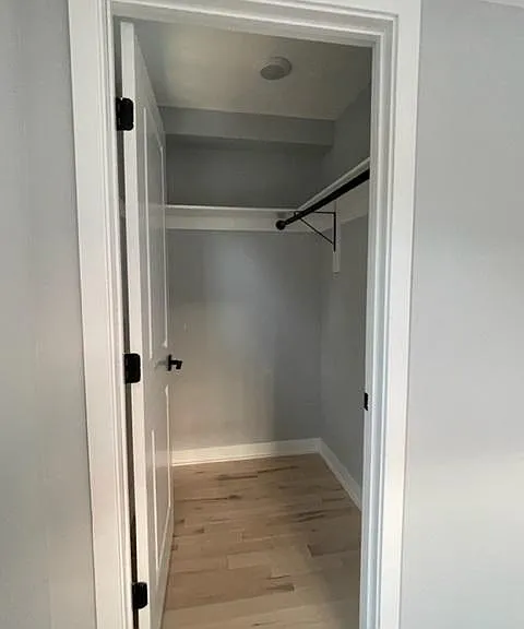 121 Victor St NE #B — Photo 9