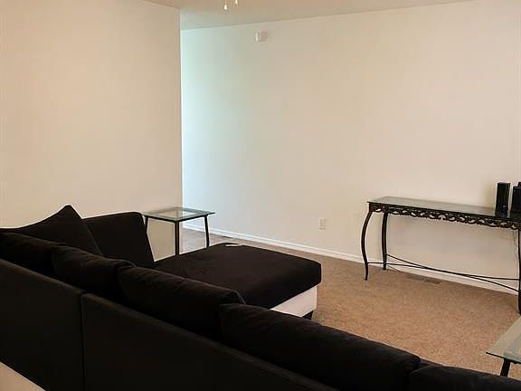 2nd image of 122 Lazarcheff Dr