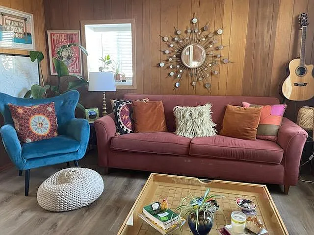 Living room.