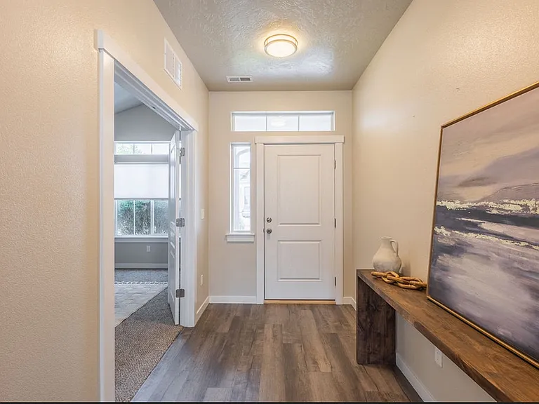2578 N Iditarod Way — Photo 2