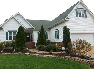 408 Thompson St, Ashland, VA 23005