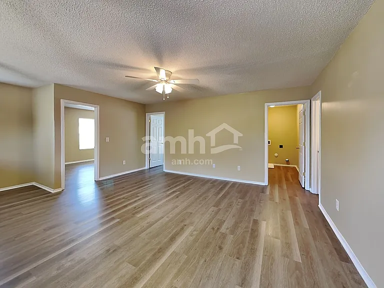 3004 Van Dorn Rd — Photo 10