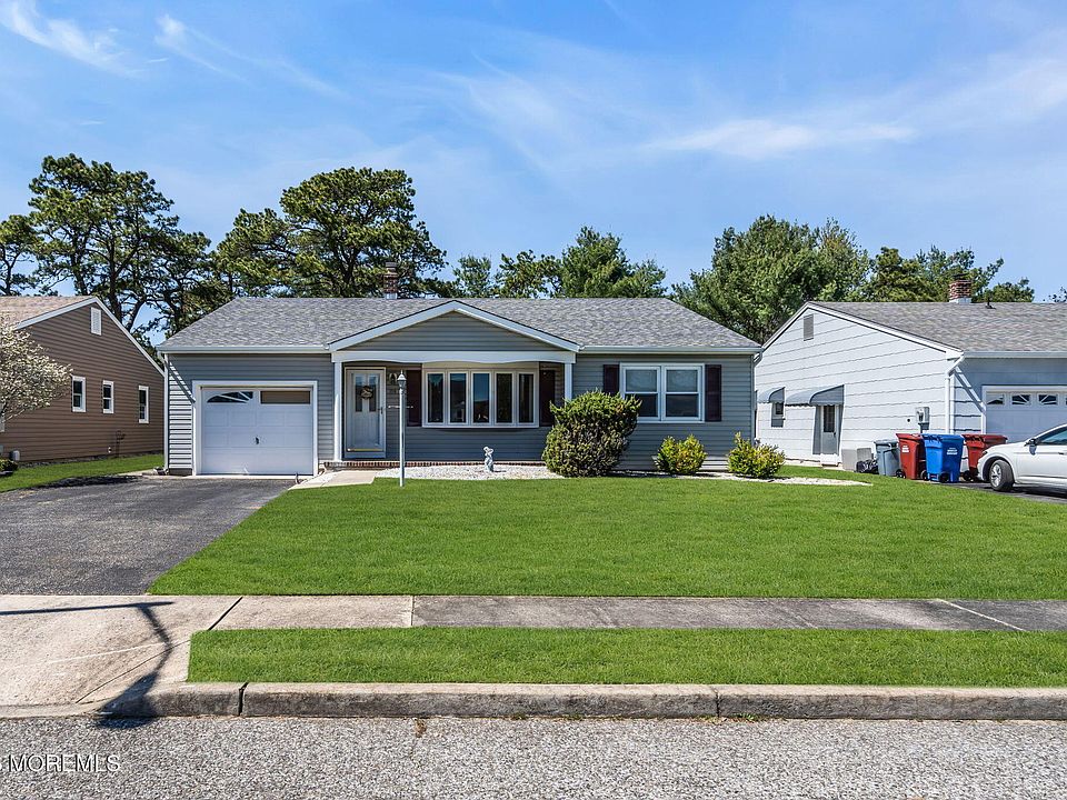 1st image of 84 Westport Drive