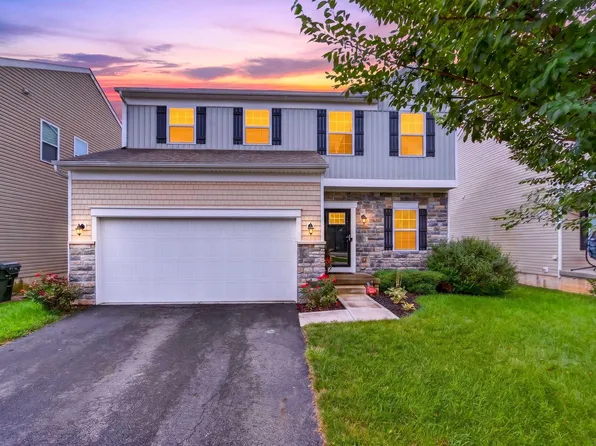 7549 Bullseye Dr, Canal Winchester, OH 43110