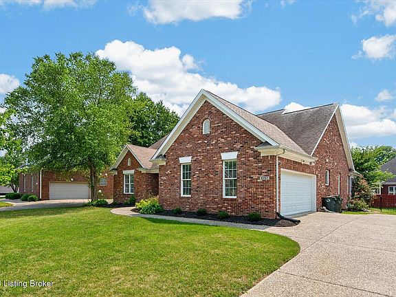 4th image of 9707 Forestwood Dr